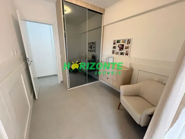 Lançamento 3 quartos e 2 banheiros, disponível, no bairro Urbanova em São José dos Campos