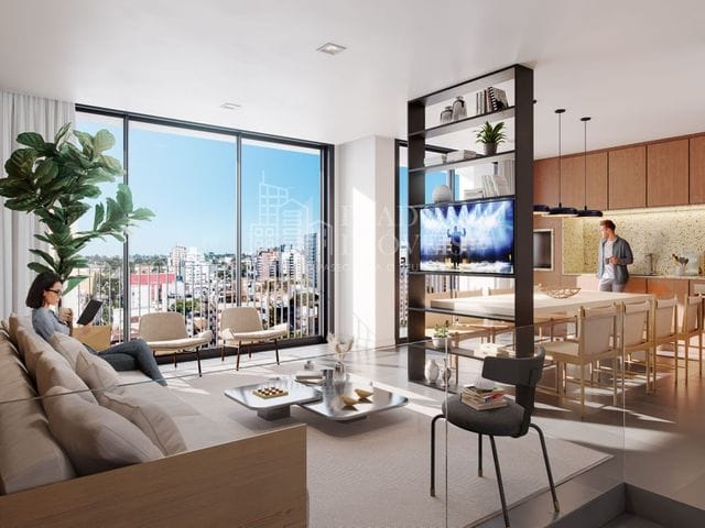 Apartamento 2 quartos e 2 banheiros, à venda, no bairro Batel em Curitiba