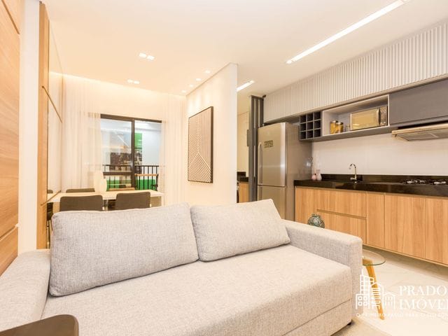 Apartamento 2 quartos e 2 banheiros, à venda, no bairro Lindóia em Curitiba