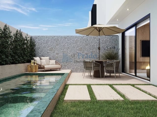 Sobrado com 203m² 3 quartos e 3 banheiros, à venda, no bairro Campo Comprido em Curitiba