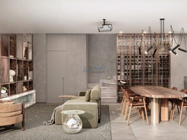Sobrado com 302m² 4 quartos e 4 banheiros, à venda, no bairro Santo Inácio em Curitiba