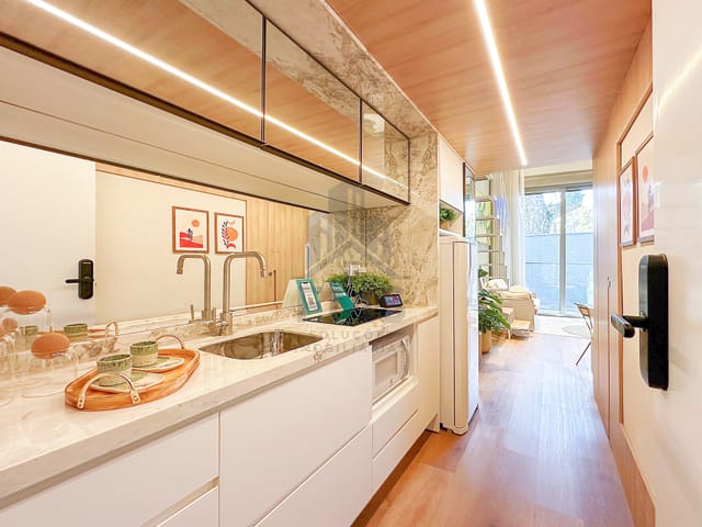 Loft 1 quarto e 1 banheiro, à venda, no bairro Água Verde em Curitiba
