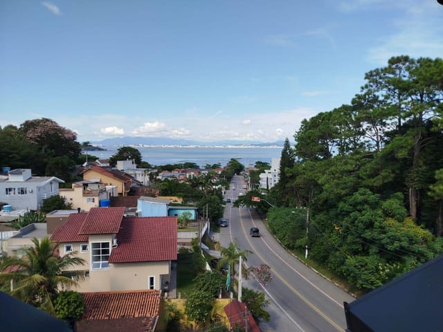 Loft 1 quarto e 1 banheiro, para alugar, no bairro Santo Antônio de Lisboa em Florianópolis