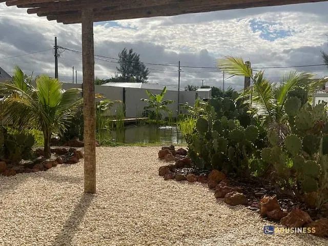 Loft com 455m² 2 quartos e 2 banheiros, à venda, no bairro Chapéu de sol em São João da Barra