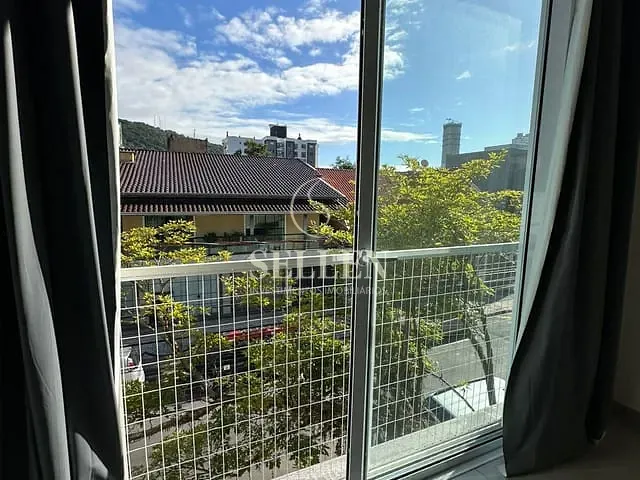 Loft 1 quarto e 1 banheiro, para alugar, no bairro Centro em Balneário Camboriú