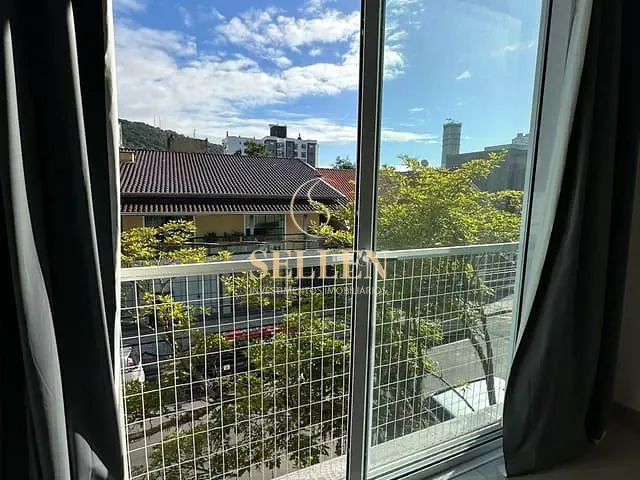 Loft 1 quarto e 1 banheiro, para alugar, no bairro Centro em Balneário Camboriú