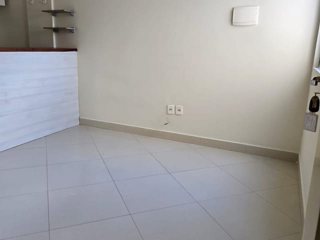 Loft com 27m² 1 quarto e 1 banheiro, para alugar, no bairro Coqueiros em Florianópolis