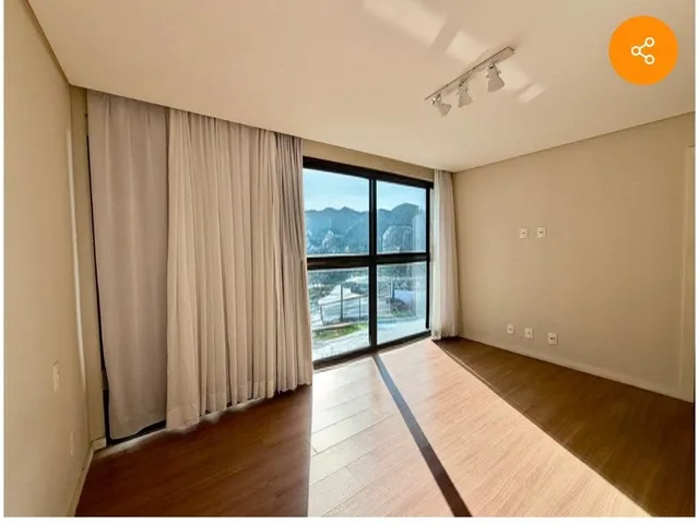 Loft 2 quartos e 3 banheiros, à venda, no bairro Lagoa da Conceição em Florianópolis