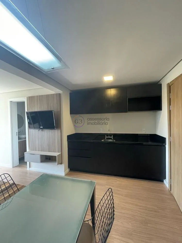 LOFT MOBILIADO COM GARAGEM