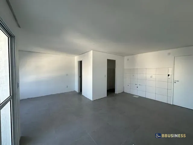 Loft 1 quarto e 1 banheiro, à venda, no bairro Nossa Senhora de Lourdes em Caxias do Sul
