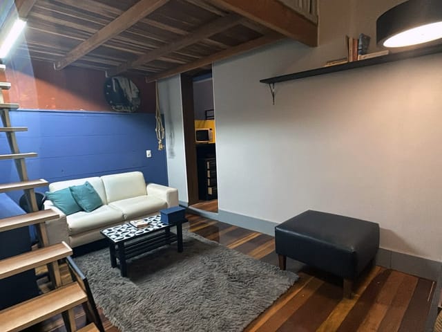 Loft 1 quarto e 1 banheiro, para alugar, no bairro Centro em Niterói