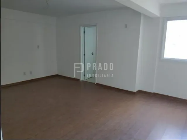 Loft 1 quarto e 1 banheiro, à venda, no bairro Centro em Pelotas