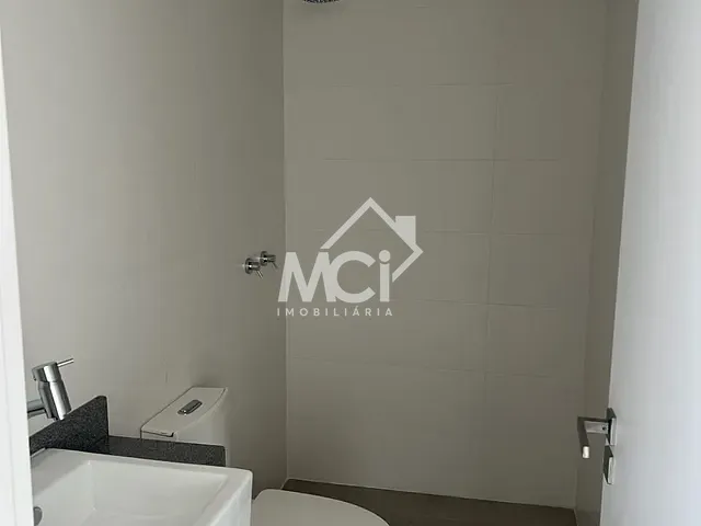 Loft 1 quarto e 1 banheiro, à venda, no bairro CENTRO em Pelotas