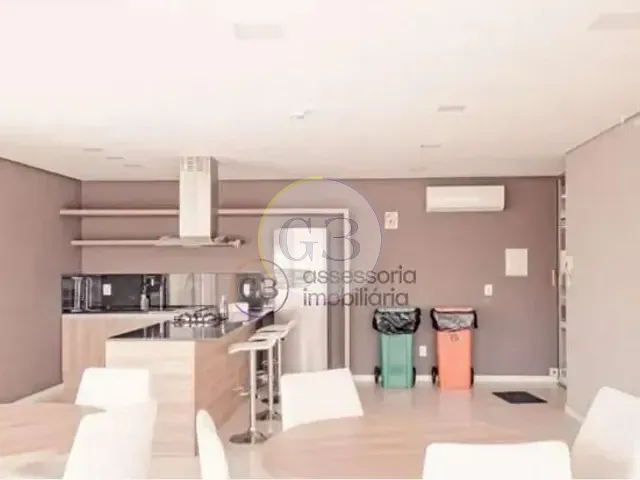 Loft 1 quarto e 1 banheiro, para alugar, no bairro Centro em Pelotas