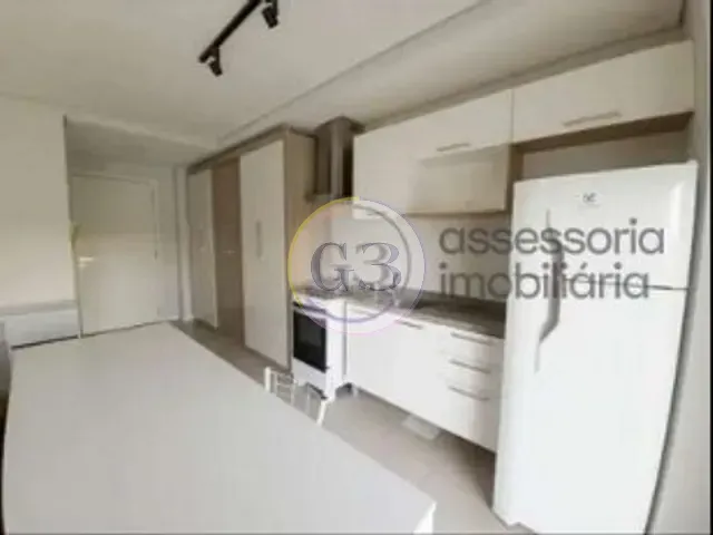 Loft 1 quarto e 1 banheiro, para alugar, no bairro Centro em Pelotas