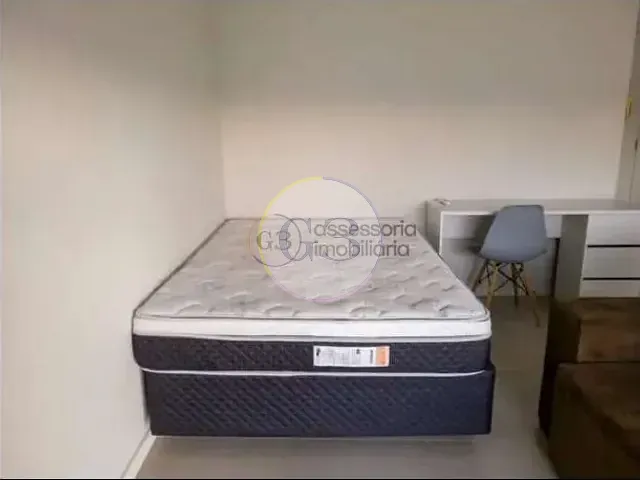 Loft 1 quarto e 1 banheiro, para alugar, no bairro Centro em Pelotas