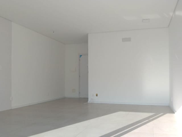 Loft com 40m² 1 quarto e 1 banheiro, para alugar, no bairro Centro em Pelotas