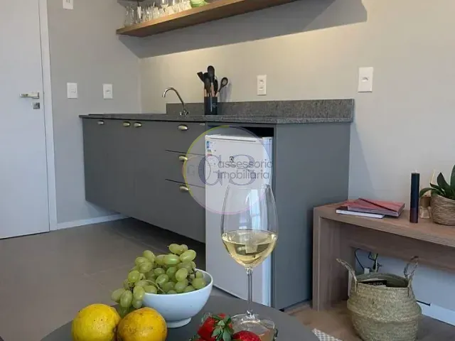 Loft 1 quarto e 1 banheiro, para alugar, no bairro Areal em Pelotas