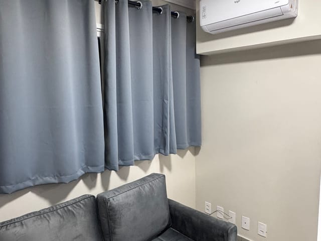 Loft 1 quarto e 1 banheiro, à venda ou para alugar, no bairro Botujuru em Mogi das Cruzes