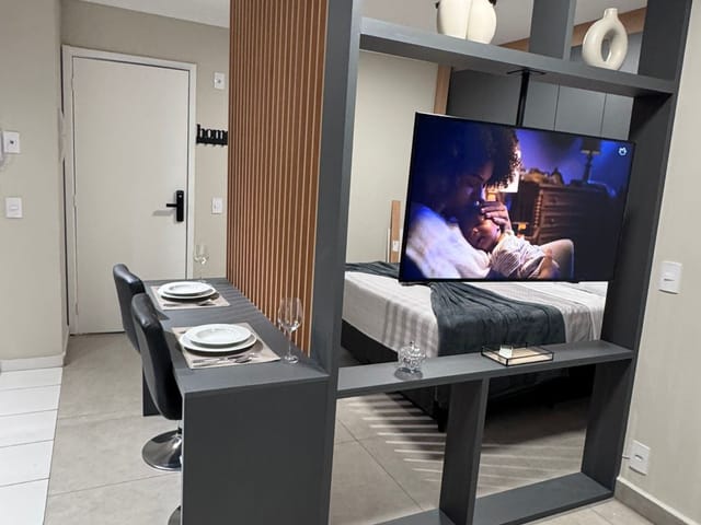 Loft 1 quarto e 1 banheiro, à venda ou para alugar, no bairro Botujuru em Mogi das Cruzes
