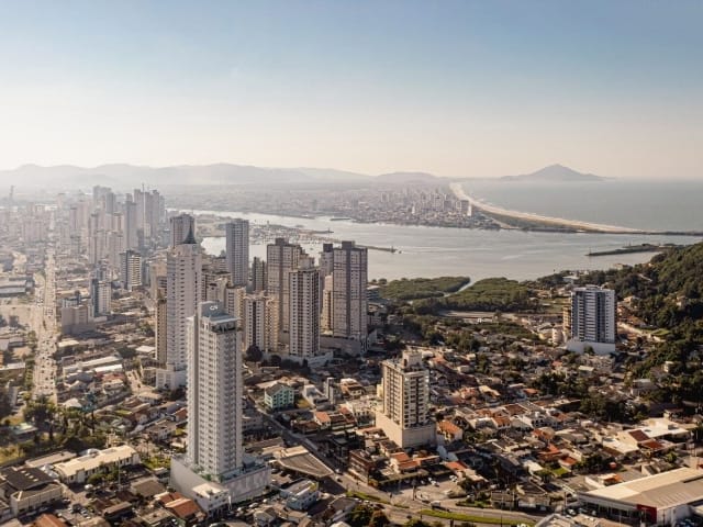 Loft com 60m² 2 quartos e 2 banheiros, à venda, no bairro Fazenda em Itajaí