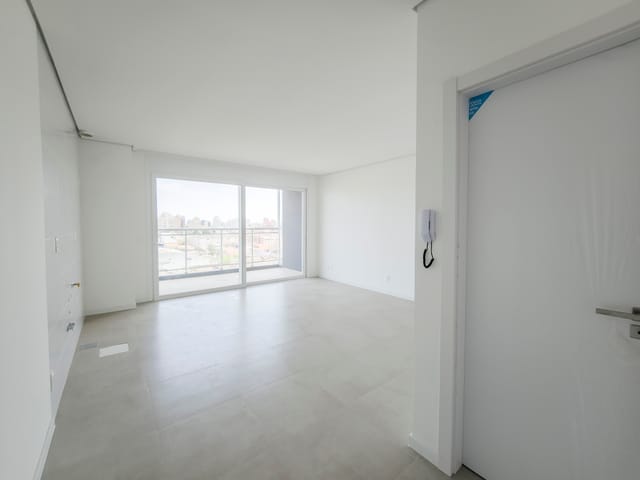 Loft com 38m² 1 quarto e 1 banheiro, para alugar, no bairro Centro em Pelotas