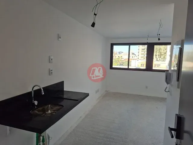 Loft com 26m² 1 quarto e 1 banheiro, à venda, no bairro Rio Branco em Porto Alegre