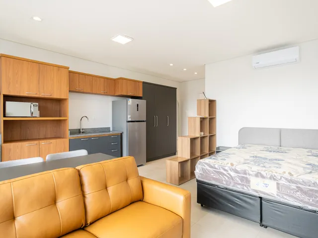 Loft com 38m² 1 quarto e 1 banheiro, para alugar, no bairro Centro em Pelotas