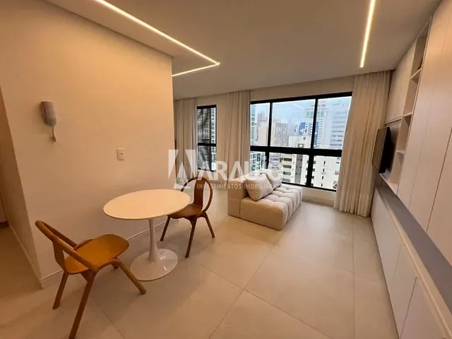 Loft 1 quarto e 1 banheiro, à venda, no bairro Centro em Itajaí