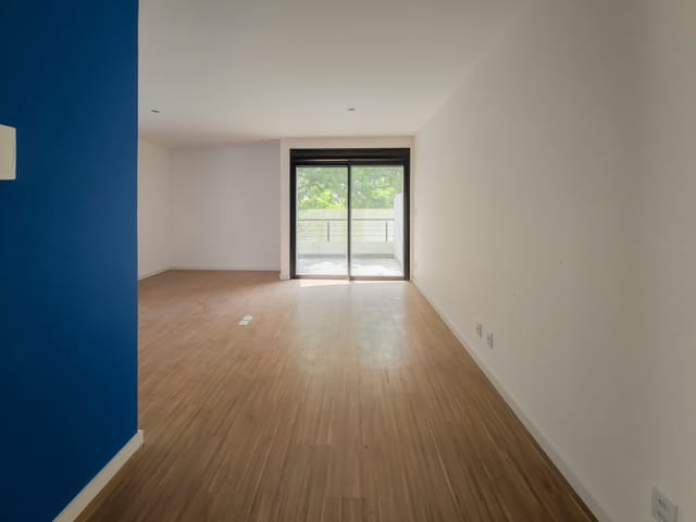 Loft com 35m² 1 quarto e 1 banheiro, para alugar, no bairro Centro em Pelotas