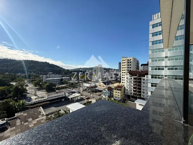 Loft 1 quarto e 1 banheiro, à venda, no bairro Centro em Blumenau