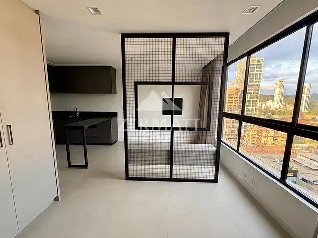 Loft 1 quarto e 1 banheiro, para alugar, no bairro Centro em Blumenau