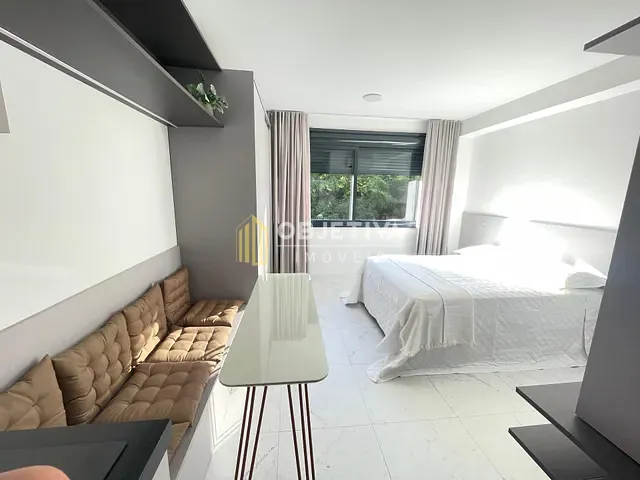 Loft 1 quarto e 1 banheiro, para alugar, no bairro Mont Serrat em Porto Alegre