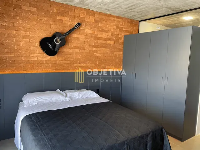 Loft à venda, no bairro Menino Deus em Porto Alegre