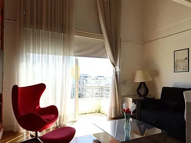 Apartamento 1 quarto e 2 banheiros, para alugar, no bairro Moinhos de Vento em Porto Alegre