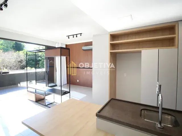 Loft 1 quarto e 1 banheiro, para alugar, no bairro Petrópolis em Porto Alegre