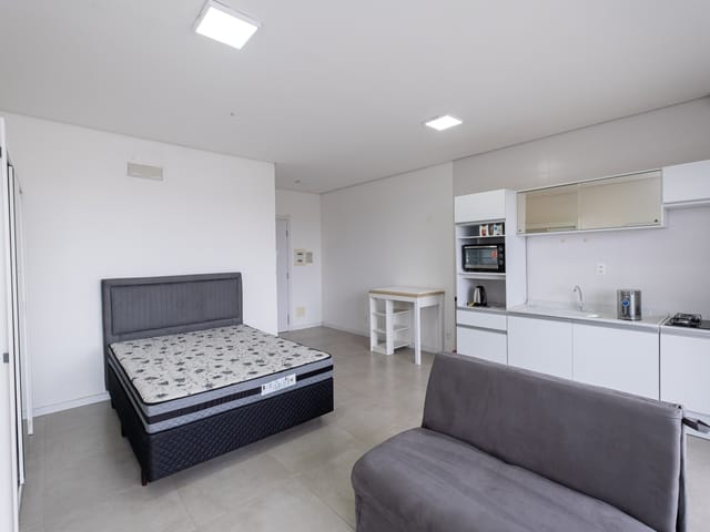 Loft com 56m² 1 quarto e 1 banheiro, para alugar, no bairro Centro em Pelotas
