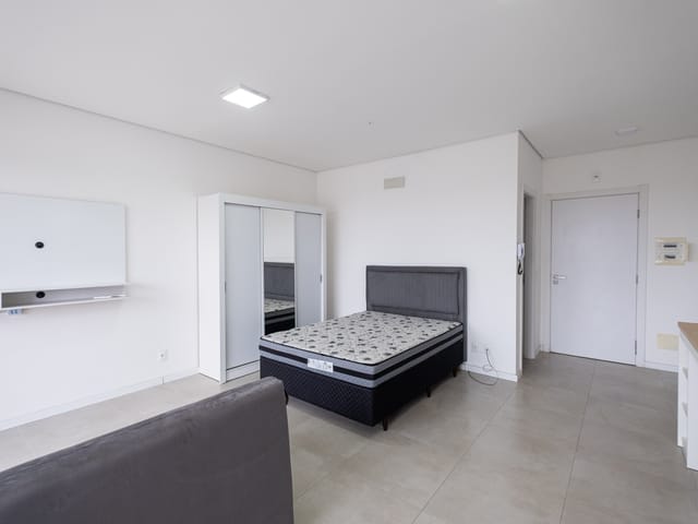 Loft com 56m² 1 quarto e 1 banheiro, para alugar, no bairro Centro em Pelotas
