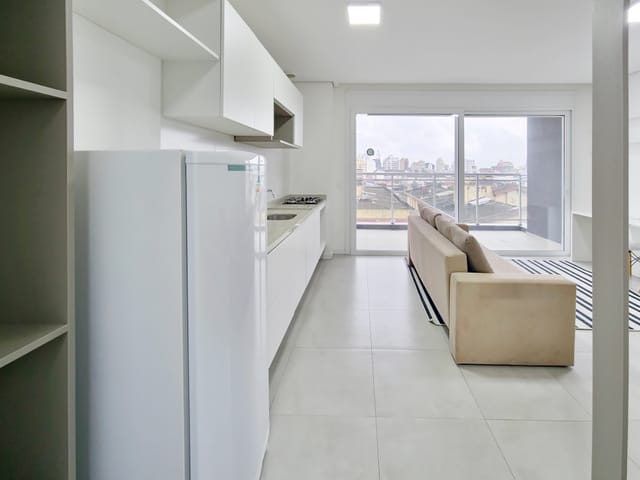 Loft com 56m² 1 quarto e 1 banheiro, à venda ou para alugar, no bairro Centro em Pelotas