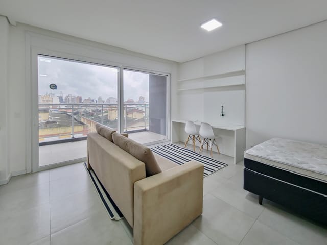 Loft com 56m² 1 quarto e 1 banheiro, à venda ou para alugar, no bairro Centro em Pelotas