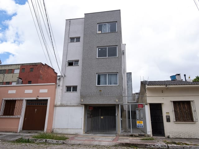 Loft 1 quarto e 1 banheiro, para alugar, no bairro Centro em Pelotas