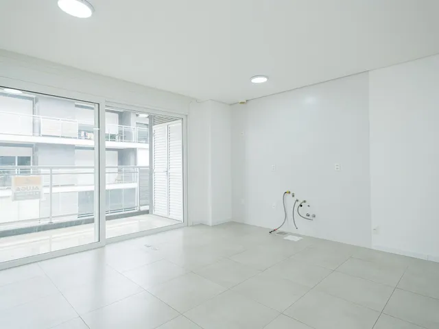 Loft com 56m² 1 quarto e 1 banheiro, para alugar, no bairro Centro em Pelotas