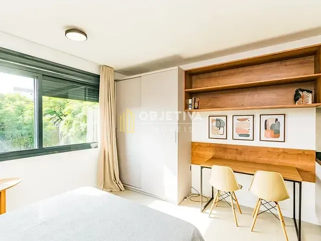 Loft 1 quarto e 1 banheiro, para alugar, no bairro Mont Serrat em Porto Alegre