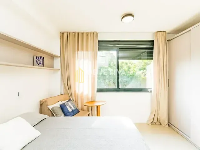 Loft 1 quarto e 1 banheiro, para alugar, no bairro Mont Serrat em Porto Alegre