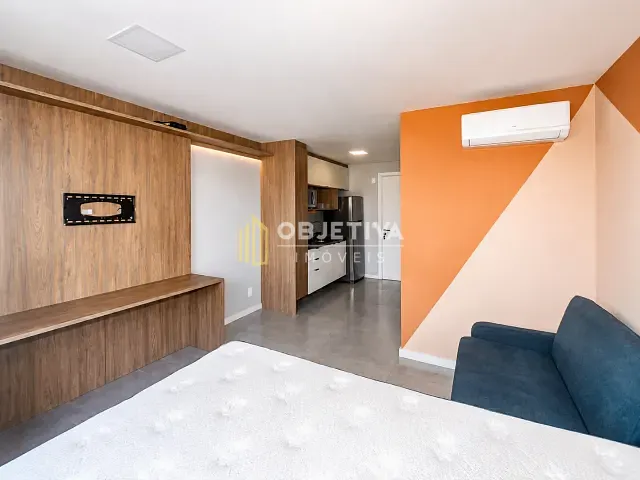 Loft com 38m² 1 quarto e 1 banheiro, à venda ou para alugar, no bairro Cidade Baixa em Porto Alegre