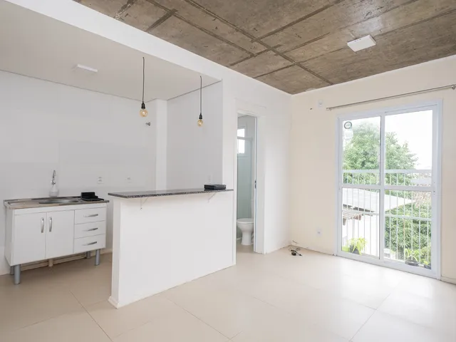 Loft 1 quarto e 1 banheiro, para alugar, no bairro Centro em Pelotas