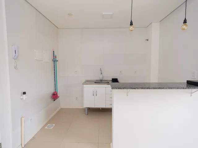 Loft 1 quarto e 1 banheiro, para alugar, no bairro Centro em Pelotas