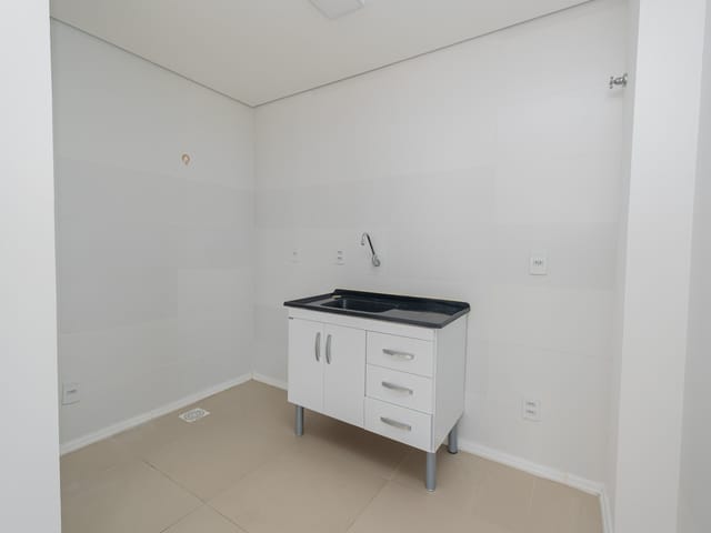 Loft 1 quarto e 1 banheiro, para alugar, no bairro Centro em Pelotas