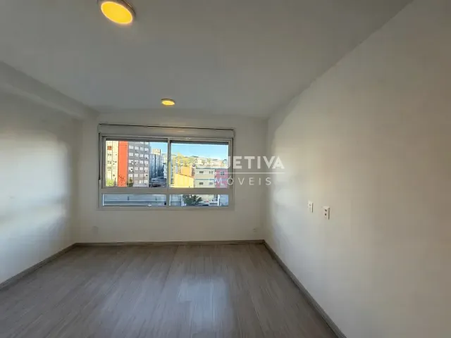 Loft 1 quarto e 1 banheiro, para alugar, no bairro Partenon em Porto Alegre