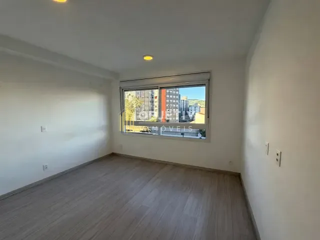 Loft 1 quarto e 1 banheiro, para alugar, no bairro Partenon em Porto Alegre